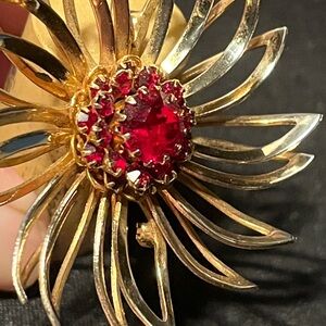 Brooch - Vintage Sarah Coventry - “Deep Burgundy” - 1960s